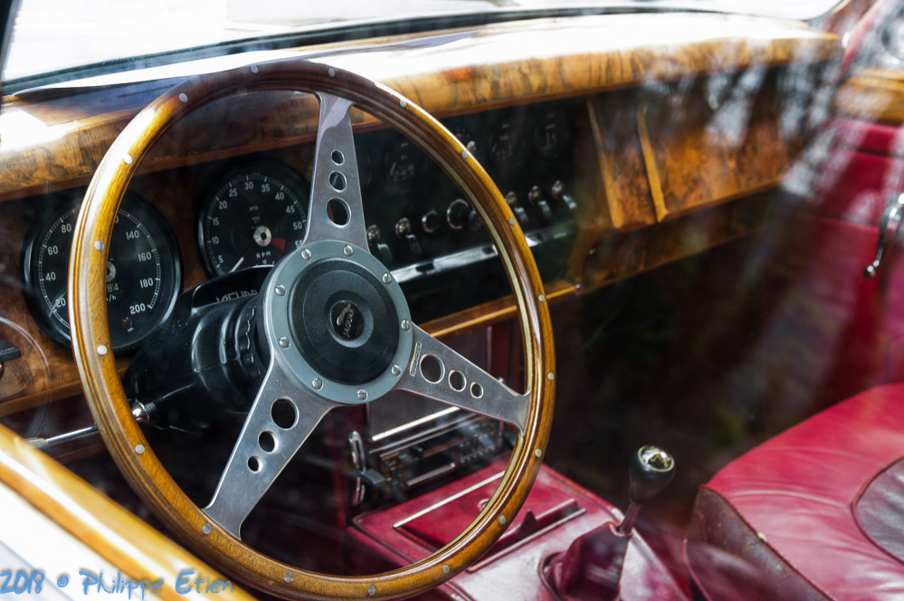 Jaguar MK 2 010