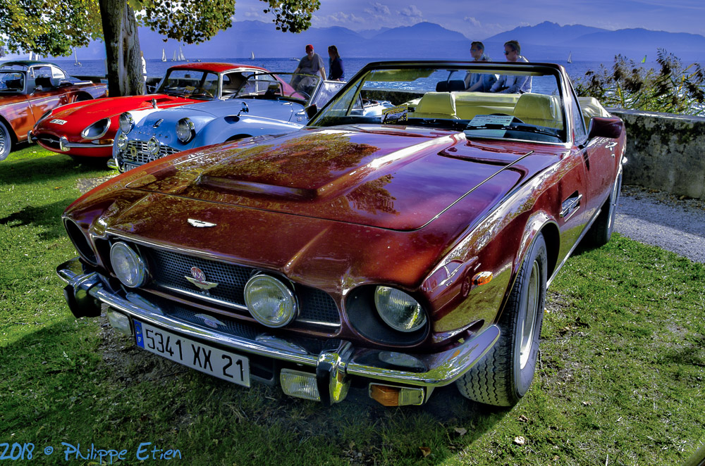 Aston Martin V8 Vantage 001