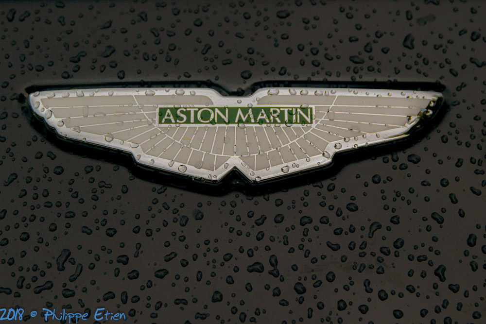 Aston Martin Vanquish 2003 005